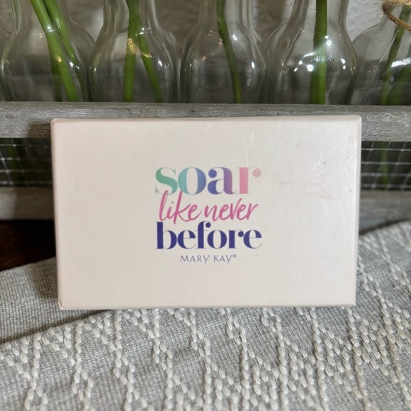 Mary Kay Soar Like Never
Before Wax Seal Stamper Set. Lips, Heart, MK. Note - Picture 4 of 5